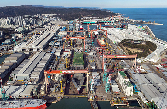 HD현대중공업이 필리핀을 거점 삼아 2030년 100억 달러 규모의 동남아시아 함정 시장 공략을 강화한다.