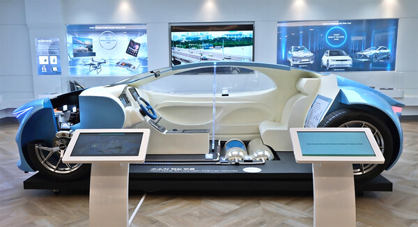 포스코인터내셔널 구동모터가 적용된 친환경차 모형