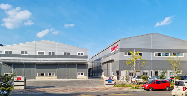 ㈜스마트공작기계코리아 김해 본사 공장외부 전경