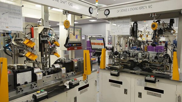 경남도는 정부의 스마트공장 고도화 위주 지원사업에서 사각지대에 놓인 소규모 영세 제조기업의 수요를 적극 반영하여, 올해부터 기초단계 스마트공장 구축에 대해 지방비로 자체 지원한다.