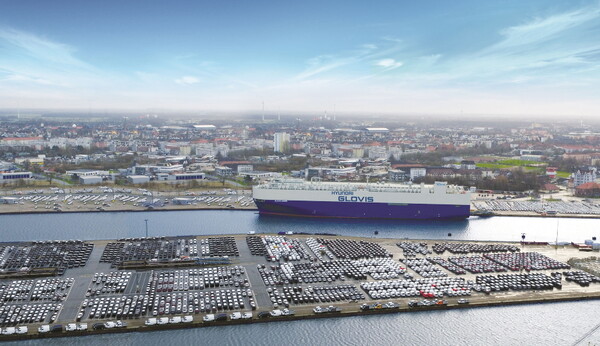 현대글로비스가 글로벌 파트너들로부터 우수 협력사로 선정되면서 세계 시장에서 글로벌 공급망 관리 경쟁력을 입증하고 있다.