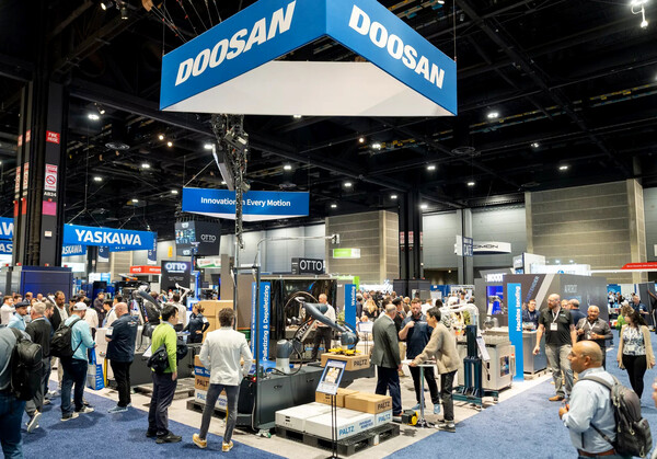 6~9일(현지시간) 미국 시카고에서 열리는 ‘오토메이트 2024’에 참가한 두산로보틱스 부스 전경