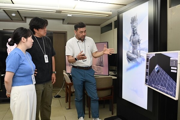 한국전자통신연구원(ETRI)이 국립중앙박물관과 함께 세계 최고수준의 우리나라 문화유산에 디지털 전환을 통해 혼을 불어넣고 있다. 