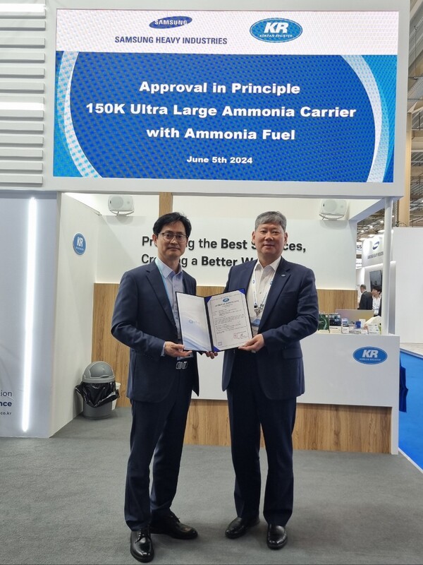 (왼쪽부터) 삼성중공업 장해기 부사장, KR 이영석 전무이사