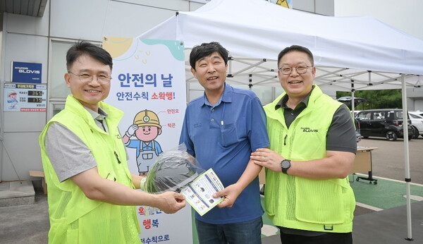 현대글로비스가 화물차 운전원 착용 편의성을 개선한 안전모 개발해 최근 산업안전보건공단의 안전인증심사를 통과했다.