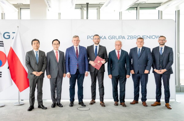 현대로템이 폴란드형 K2 전차(K2PL) 본 계약을 위한 신규 합의서를 체결했다. 