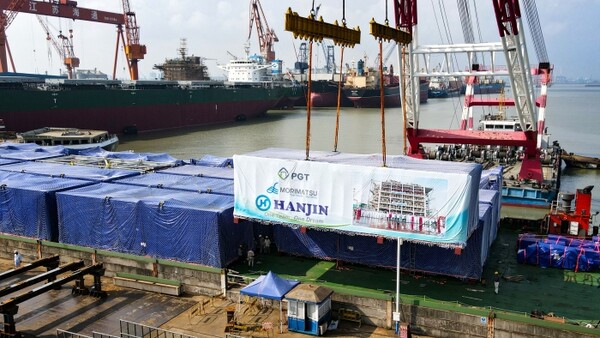 ㈜한진이 최근 이차전지용 리튬염을 생산하기 위한 설비를 운송하며 특화물류 시장에 활기를 불어넣고 있다.