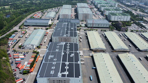 경기도 최대 규모 지붕 태양광 7.4MW(군포복합물류)