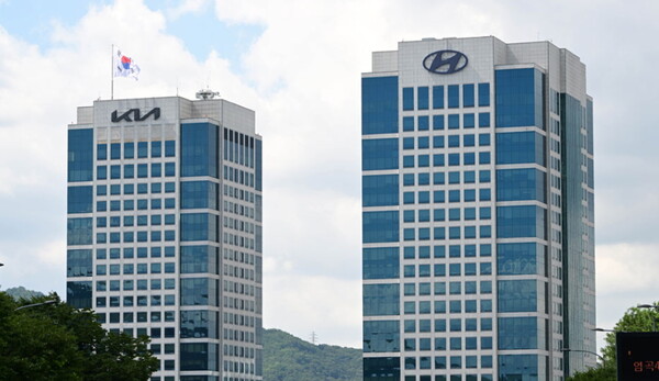 현대차·기아가 고객들이 보다 안심하고 전기차를 이용할 수 있도록 한층 강화된 전기차 고객 케어를 시행한다. 
