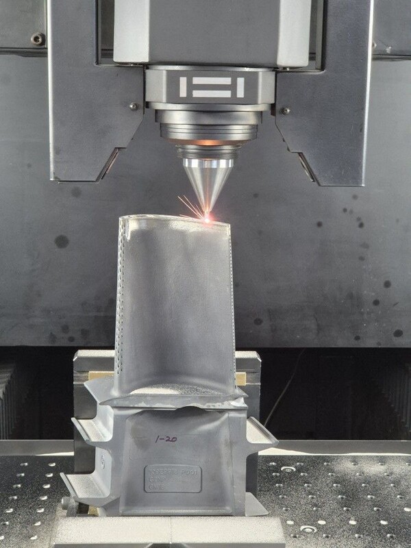 한화파워시스템 발전용 가스터빈 1단 버킷 재생수리 장면