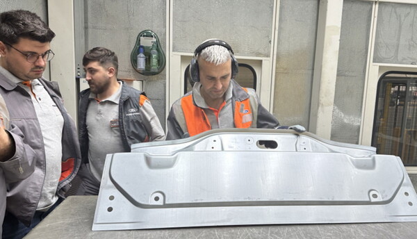 현대제철 탄소저감 자동차강판을 적용한 리어 루프 패널