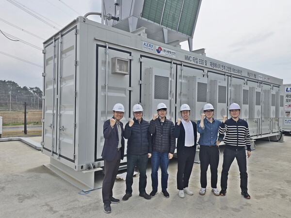 한국전기연구원(KERI) 전력변환시스템연구센터가 '에너지저장형 모듈러 멀티레벨 컨버터(EMMC)' 기술을 국내 최초로 개발했다.