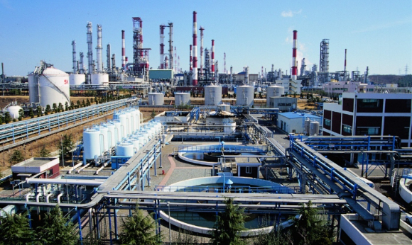 SK지오센트릭이 납사 중심의 원료 구조에서 벗어나 에탄 도입을 본격적으로 추진해 NCC 경쟁력 강화에 나선다.