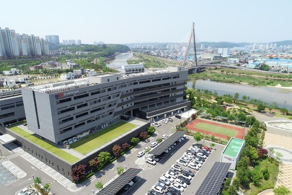 한국세라믹기술원, 구미에 '반도체 챔버 소재·부품 테스트베드' 구축 - 뉴스 썸네일 이미지
